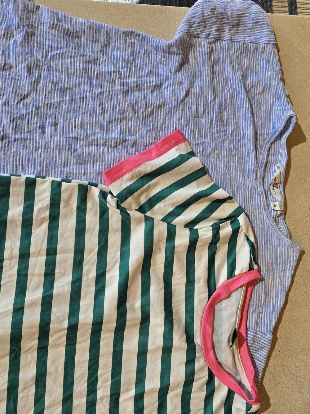 Vineyard Vines Blue& White And SHEIN Green & White Striped Tee- Bundle XS